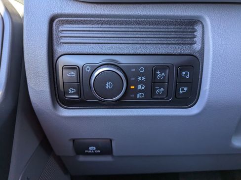 New 2026 Ford F250 XLT w/ XLT Premium Package AWD/4WD image 26