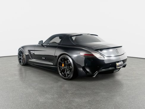 Used 2011 Mercedes-Benz SLS AMG Coupe image 14