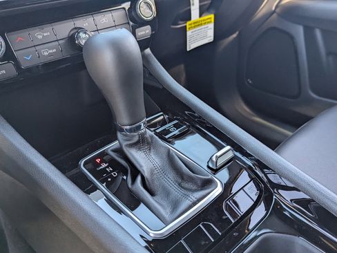 New 2026 Jeep Compass Latitude AWD/4WD image 17