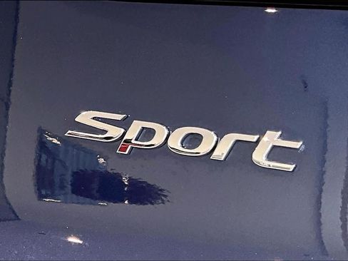 Used 2017 Hyundai Santa Fe Sport FWD image 9