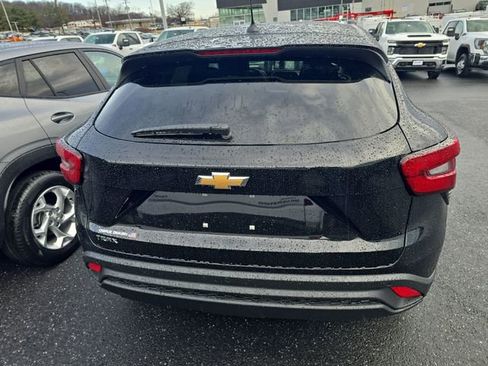 New 2026 Chevrolet Trax LS w/ LS Convenience Package image 4