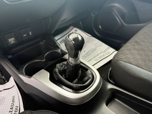 Used 2015 Honda Fit LX image 21