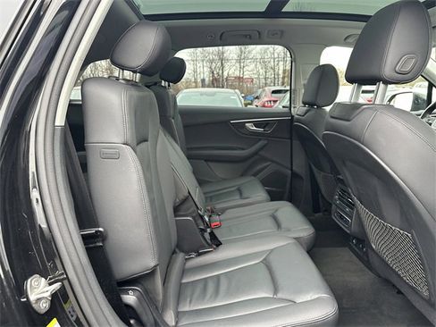 Used 2024 Audi Q7 2.0T Premium Plus image 36