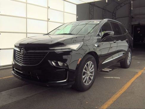 Used 2024 Buick Enclave Essence w/ Trailering Package, 5000 lbs. image 31