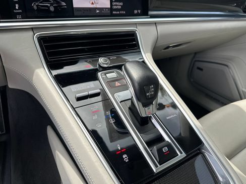 Used 2018 Porsche Panamera Turbo S AWD/4WD image 32