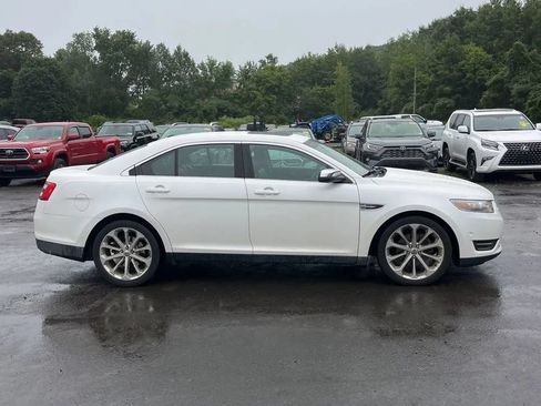 Used 2013 Ford Taurus Limited AWD/4WD image 10