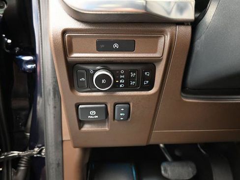 Certified 2025 Ford F150 King Ranch AWD/4WD image 9