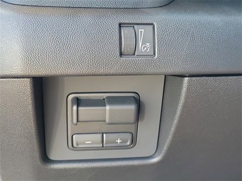 New 2026 GMC Canyon Elevation w/ Convenience Package image 21