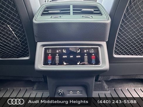 Certified 2024 Audi Q8 e-tron Prestige w/ Prestige Package AWD/4WD image 41