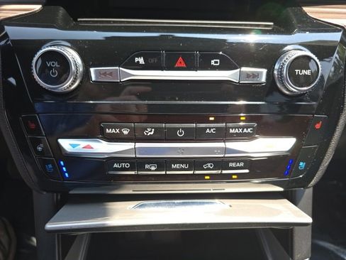 Certified 2023 Ford Explorer Limited image 21