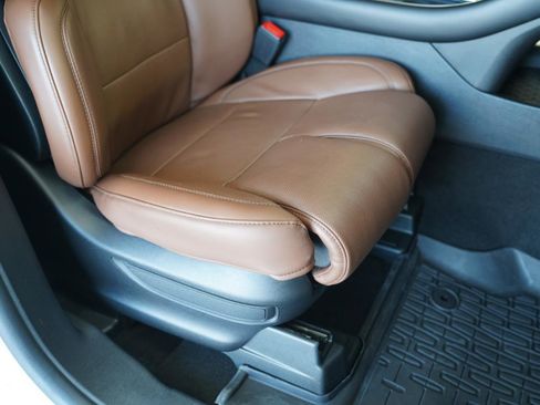 Used 2023 Lincoln Aviator Reserve w/ Equipment Group 201A image 30