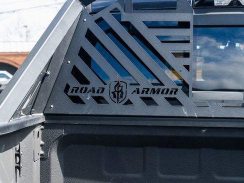 Used 2022 RAM 3500 Laramie AWD/4WD image 9