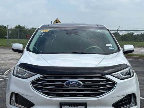 Used 2021 Ford Edge SEL w/ Class II Trailer Tow Package AWD/4WD image 3