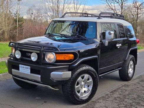 Used 2008 Toyota FJ Cruiser 4WD image 11