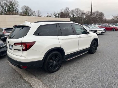 Used 2022 Honda Pilot Black Edition image 8