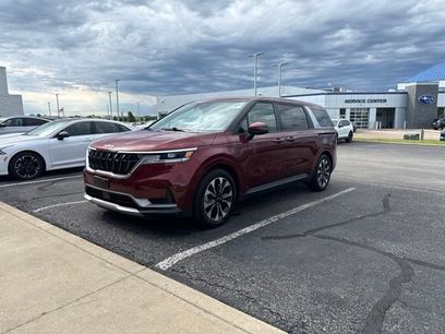 Certified 2022 Kia Carnival EX