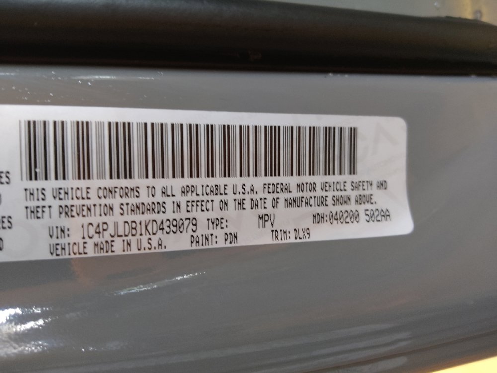Used 2019 Jeep Cherokee Limited FWD image 33