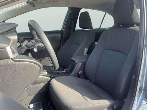 Used 2025 Toyota Corolla LE FWD image 20