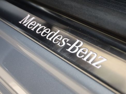 Used 2022 Mercedes-Benz EQS 450+ Sedan image 34