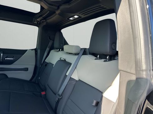 New 2026 GMC Hummer EV 4x4 Crew Cab image 24