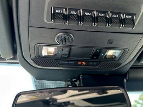 New 2025 Ford Bronco Badlands image 19