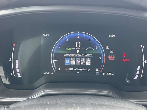 Used 2026 Toyota Corolla SE FWD image 21