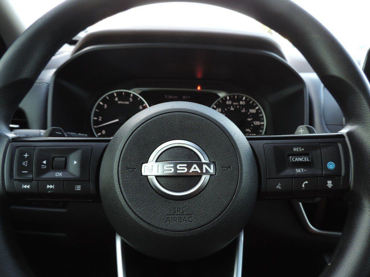 Used 2022 Nissan Rogue SV FWD image 26