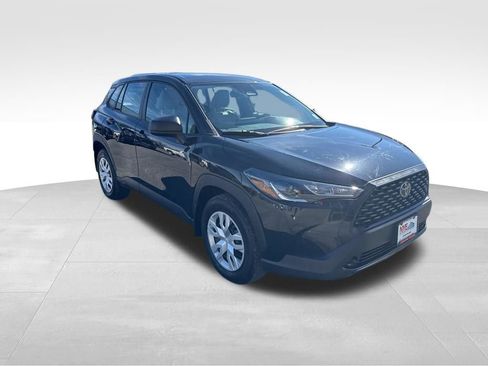 Used 2023 Toyota Corolla Cross L image 8