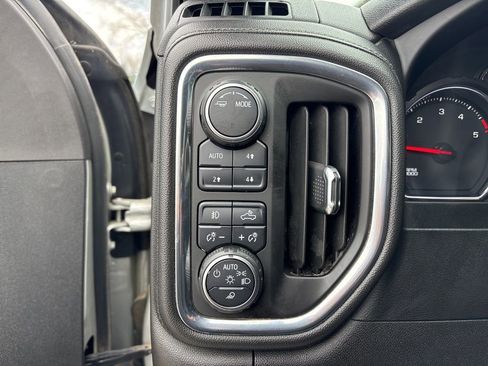 Used 2021 Chevrolet Silverado 3500 LT w/ Convenience Package image 21