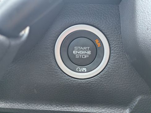 Used 2025 RAM 2500 Big Horn AWD/4WD image 32