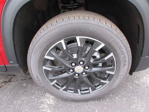 New 2026 Chevrolet Traverse LT w/ Sun and Wheel Package image 9