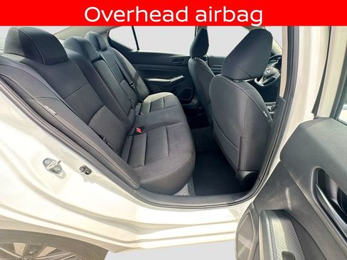 Used 2025 Nissan Altima 2.5 SV FWD image 24