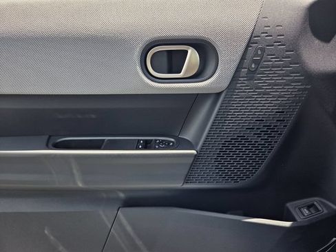 New 2026 MINI Cooper 2-Door Hardtop FWD image 19