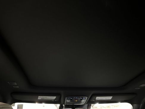 Used 2024 Toyota Sequoia Capstone image 27