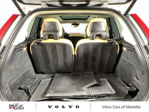 Used 2016 Volvo XC90 T6 Inscription w/ Protection Package Plus image 19
