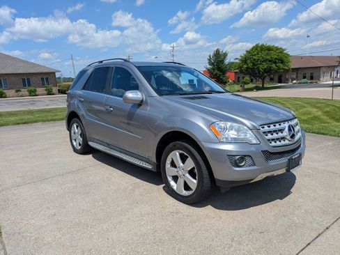 Used 2010 Mercedes-Benz ML 350 2WD image 3