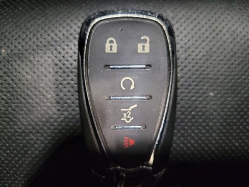 Used 2021 Chevrolet Equinox LT AWD/4WD image 32
