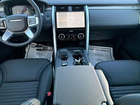 New 2026 Land Rover Discovery Limited Edition image 18