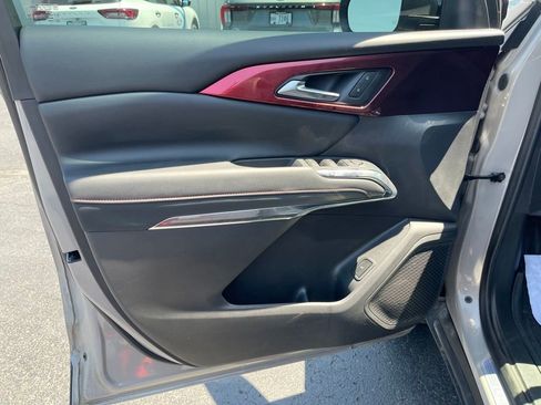 Used 2026 Chevrolet Traverse Z71 w/ LPO, Floor Liner Package AWD/4WD image 22