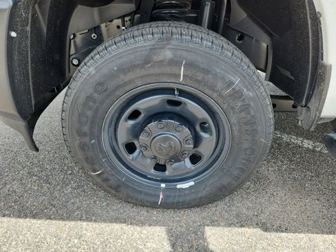 New 2025 RAM 2500 Tradesman image 27