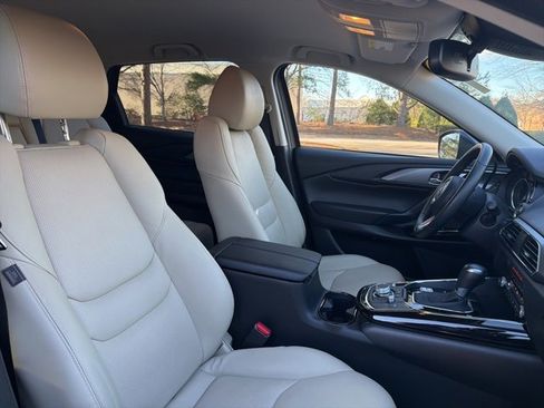 Used 2022 MAZDA CX-9 Touring image 25