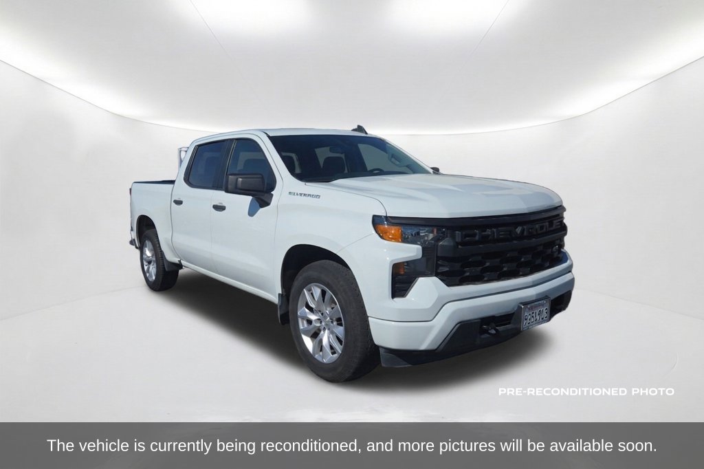 Used 2022 Chevrolet Silverado 1500 Custom RWD image 3