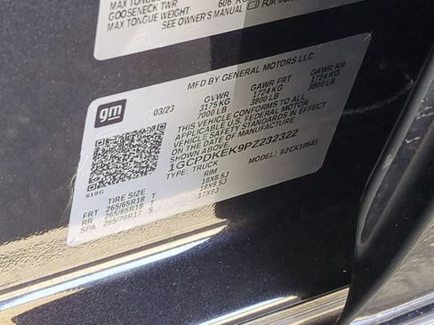Used 2023 Chevrolet Silverado 1500 LT AWD/4WD image 37