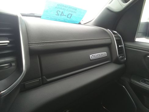 Used 2024 RAM 1500 Laramie image 22