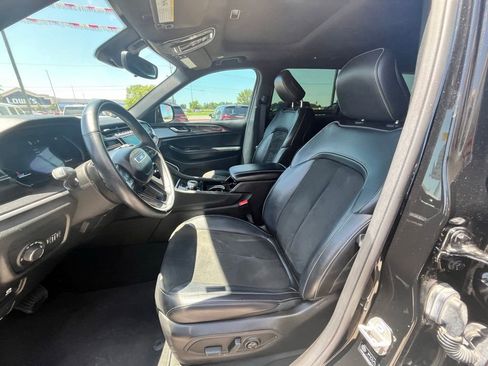 Used 2021 Jeep Grand Cherokee L Laredo AWD/4WD image 10