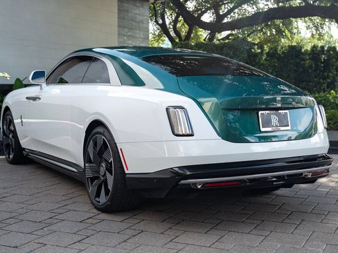 Used 2025 Rolls-Royce Spectre w/ Leather Finishing Pack AWD/4WD image 15