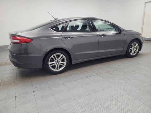 Used 2018 Ford Fusion SE FWD image 10
