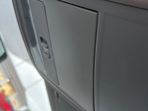 Used 2011 Volkswagen Jetta Sedan image 32