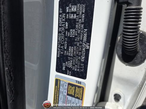 Certified 2023 Kia Soul LX w/ Option Group 015 FWD image 32