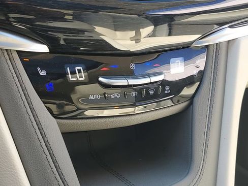 Certified 2024 Cadillac XT6 Premium Luxury w/ Technology Package AWD/4WD image 24